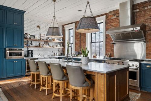 Kuchyň nebo kuchyňský kout v ubytování Frankfort Hideaway Urban Retreat in Louisville