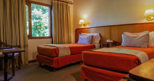 Cama ou camas em um quarto em Koi Aiken