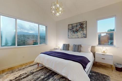 Postel nebo postele na pokoji v ubytování Chardonnay Getaway