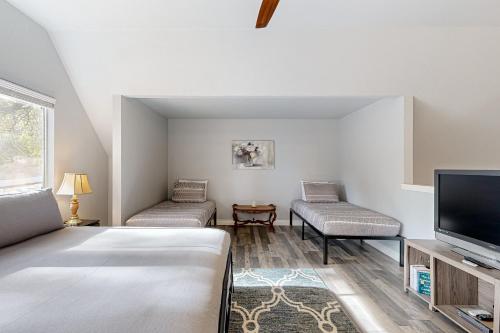 Postel nebo postele na pokoji v ubytování Serendipity