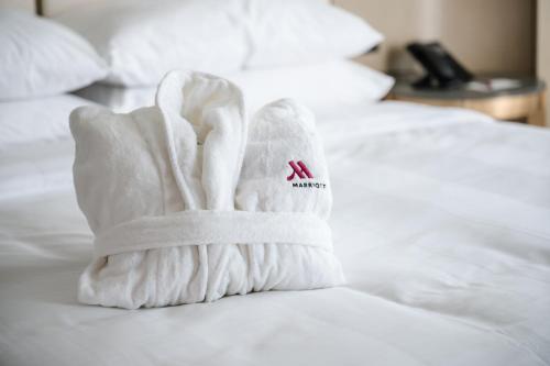 Postel nebo postele na pokoji v ubytování Marriott Fort Lauderdale Airport