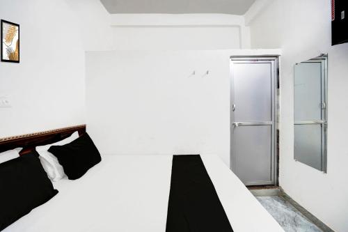 Fotografie z fotogalerie ubytování Hotel O Hotel Dezire v destinaci Kánpur