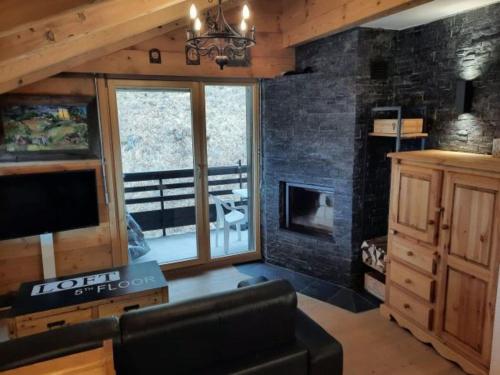 Cozy apartment with Rhône Valley view