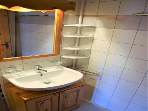 Lavish apartment with paid sauna