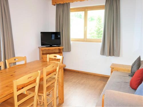 Flat in Nendaz with Ski-In Ski-Out Access