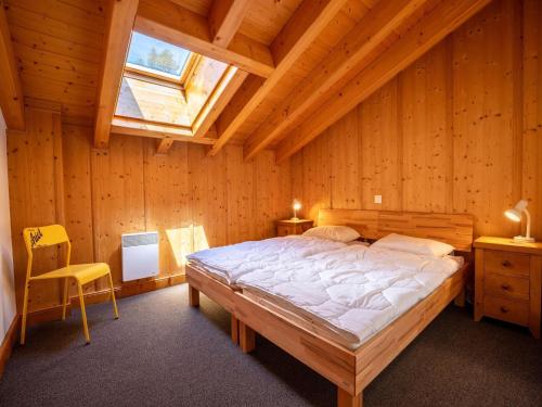 Chalet in Veysonnaz with balcony