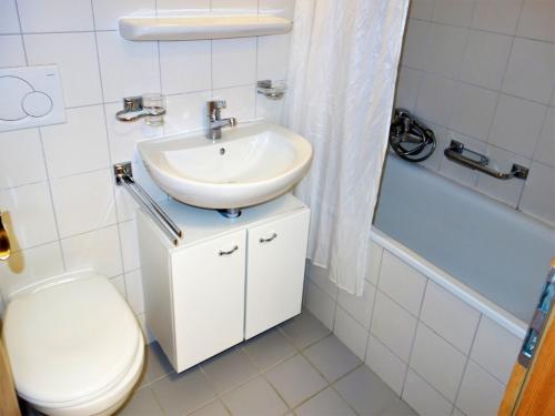 Apartment in Nendaz by Ski Slopes