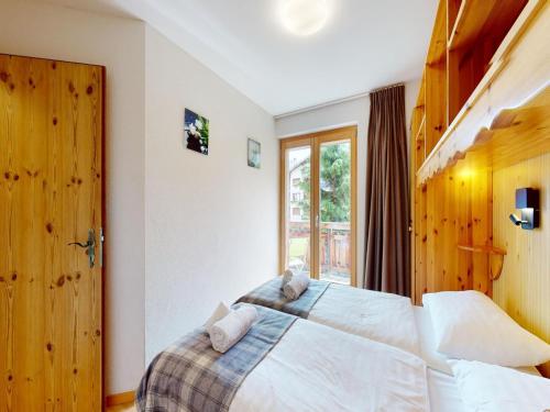 Apartment in Nendaz with Ski-In Ski-Out