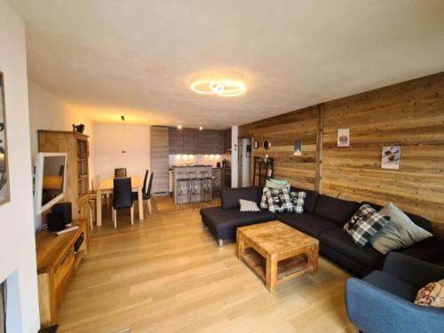Mountain apartment with parking