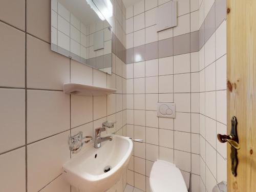 Snug apartment with balcony