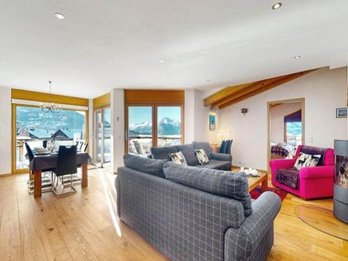 Mountain apartment with parking