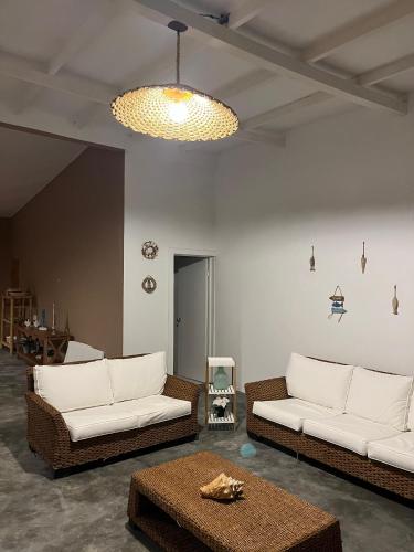 Ruang duduk di HomeRent
