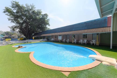 La alberca dentro o cerca de Kongkhamkoon Hotel