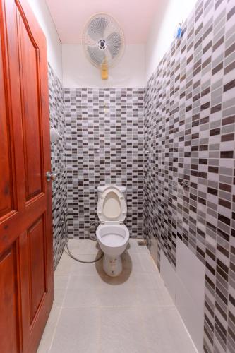 Un baño de Kongkhamkoon Hotel