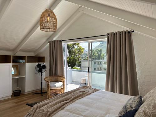 Katil atau katil-katil dalam bilik di Macey Stay - The Boardwalk Hout Bay
