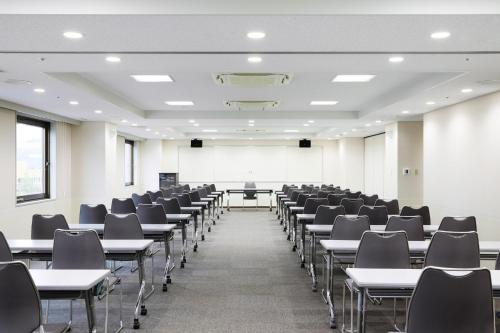 Zona business o sala conferenze di Holiday Inn Kyoto Gojo
