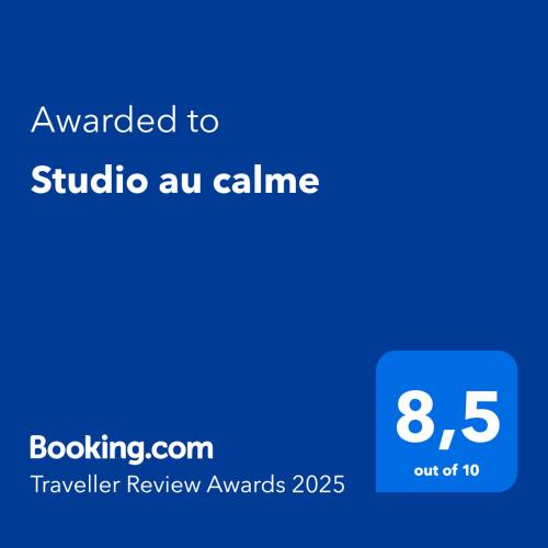 Certificat, premi, rètol o un altre document de Studio au calme
