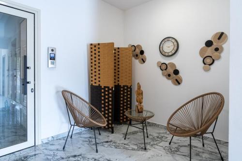 Sunny Side Studio W Terrace in Larnaca