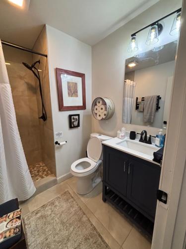 Salle de bains dans l'établissement The Baby House of Greenville