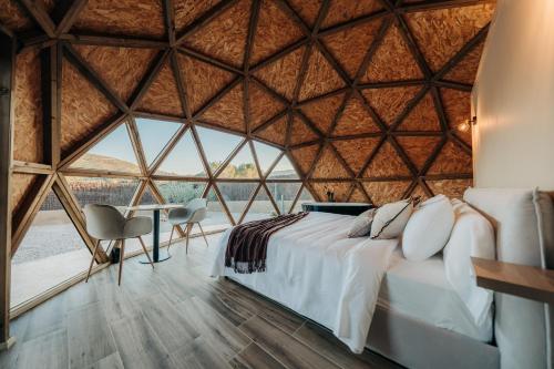 Postel nebo postele na pokoji v ubytování El Molí Glamping