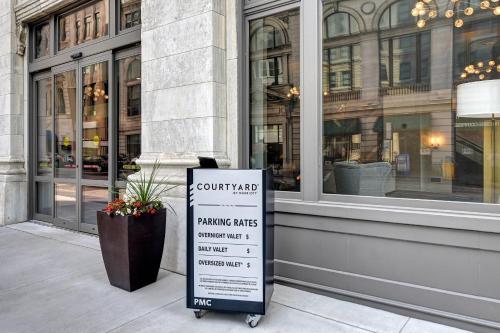 Fotografie z fotogalerie ubytování Courtyard by Marriott Cincinnati Downtown v destinaci Cincinnati