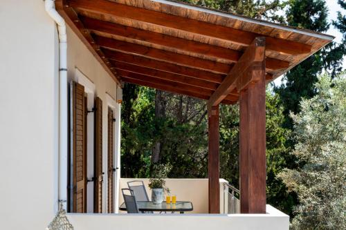 Gallery image of Nidri Hills Villa in Nydri