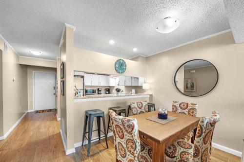 Köök või kööginurk majutusasutuses Compass Point 503