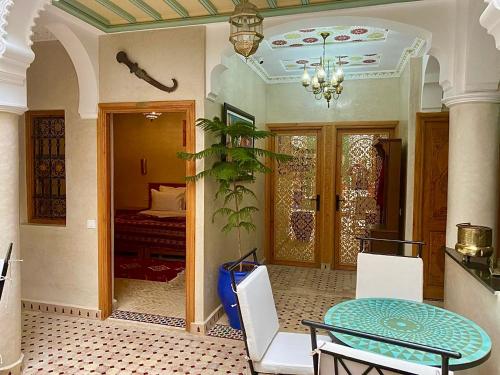 Area soggiorno di Riad Rose Mati