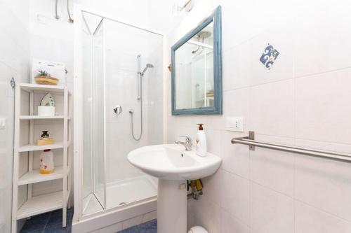 10 Min Città del Vaticano-Stadio olimpico Lucia Apartment 1BDR