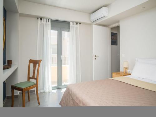 Elegant City Apartment - 250m from Solomos Square