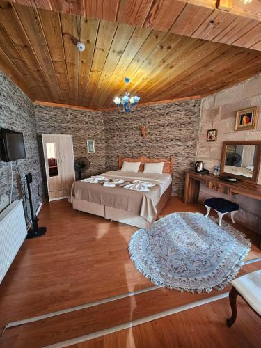 Μια τηλεόραση ή/και κέντρο ψυχαγωγίας στο Glorious House Goreme