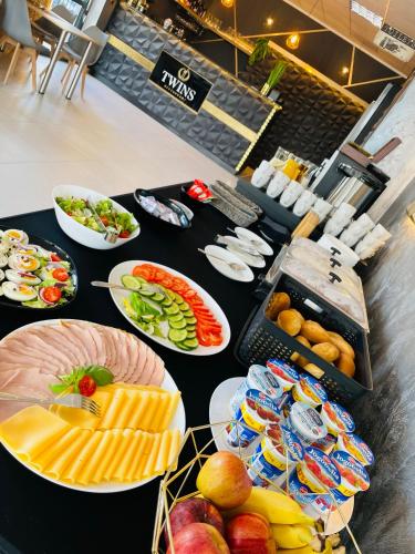 Mad på lejlighedshotellet eller i nærheden