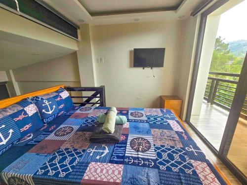 Postel nebo postele na pokoji v ubytování Mountain Sunctuary-M2 Mezzanine