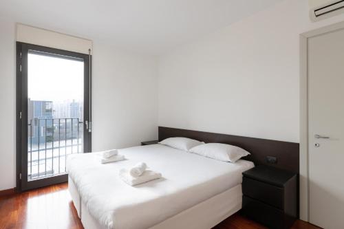 Bright two bedrooms apartment with terrace Zanuso - Mirable PM