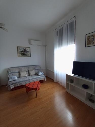 Studio Bella