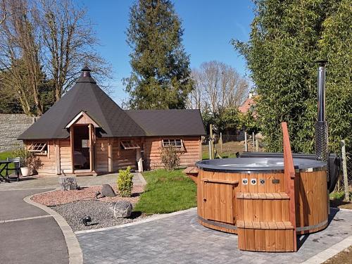 Une connexion Wi-Fi est disponible gratuitement. dans l'établissement Chambres d'hôtes et logement insolite - Les Canards de la Germaine, à Sancourt