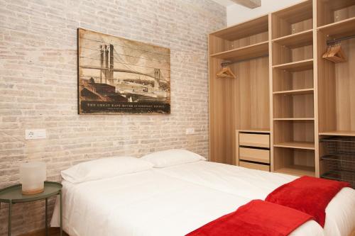 Flat with balcony next to the beach, SV