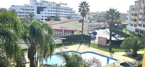 Centre View