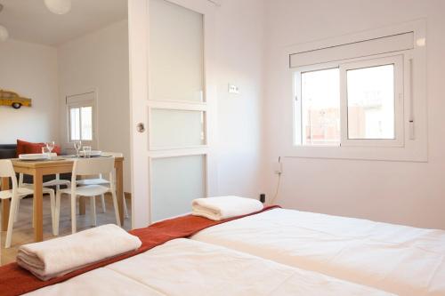 Renovated apartment with sea view, VJ