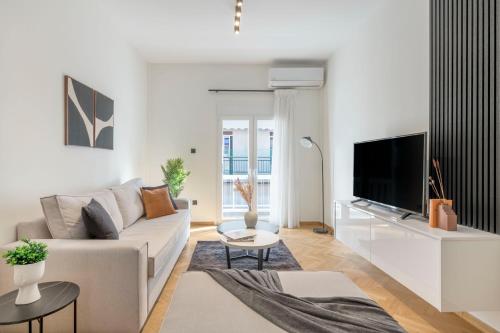 Adorable 2BR Apartment in Neos Kosmos by UPSTREET