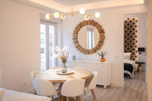 Spacious apartment Madrid Centro Temporal ASB195