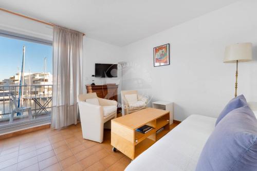 AS11677 - Marina de type p3 avec parking privé et appontement