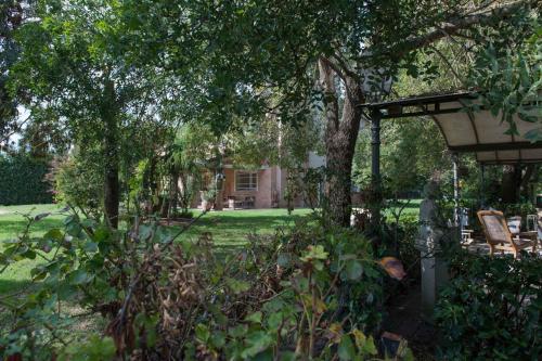 Taman di luar B&B Villa Cardinala - Ravenna -