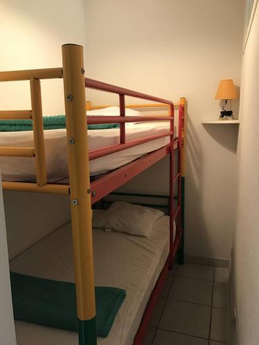 AS8314 - P2 Cabine dans une résidence avec piscine, parking privé et belle vue chenal
