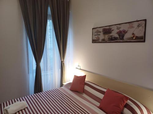 Maria's Rooms