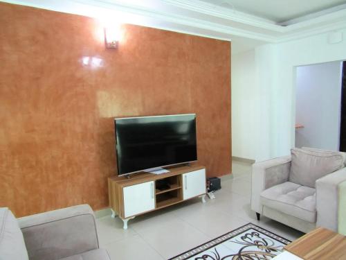 Afriqpnb SC Appart STELLAR Bonapriso Rue UTA avec salle de Gym