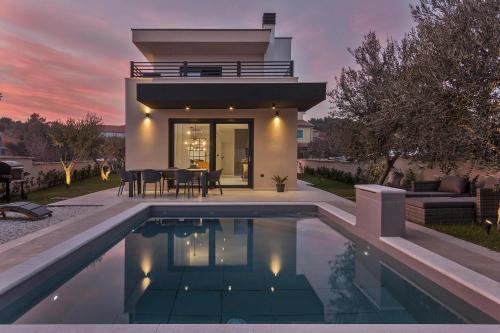Villa M with Private Pool