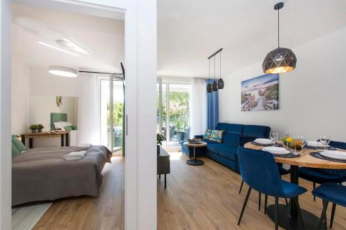 Apartment AON Sunset Parking W Sobieszewska