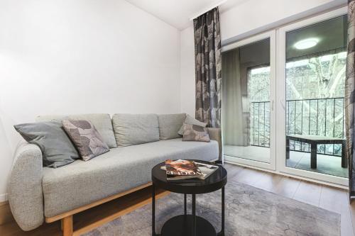 Komfort z balkonem w centrum