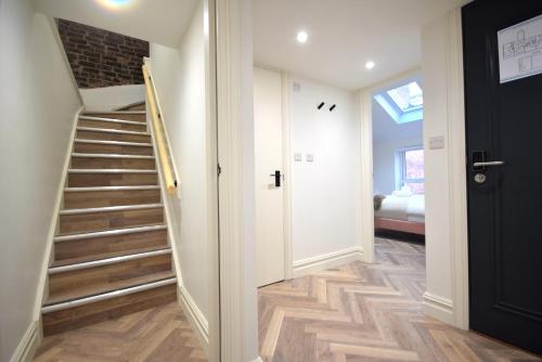 Gallery image of CITYeSCAPE - 2BR Top Floor Penthouse NQ in Manchester